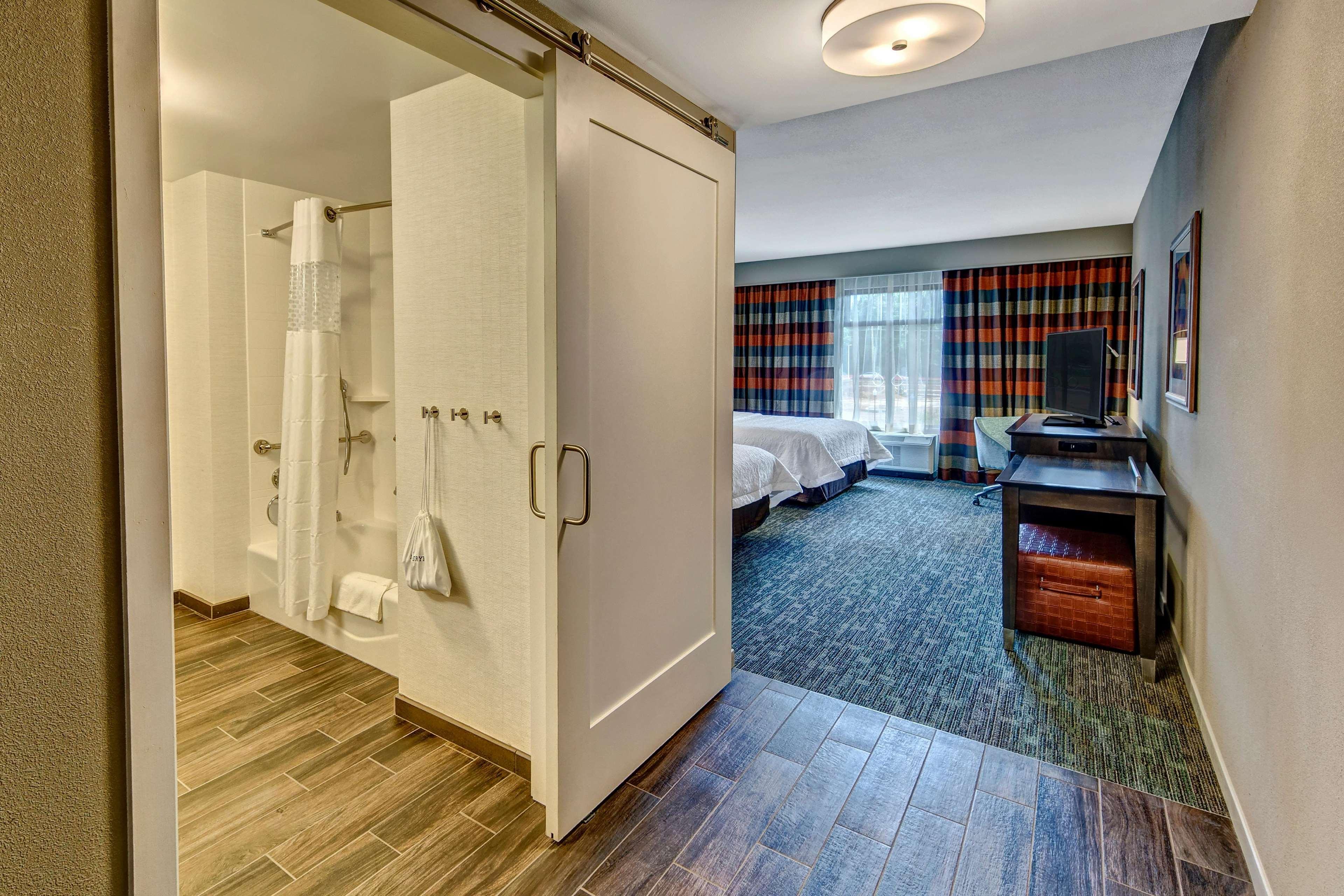 Hampton Inn & Suites Memphis Джермантаун Экстерьер фото