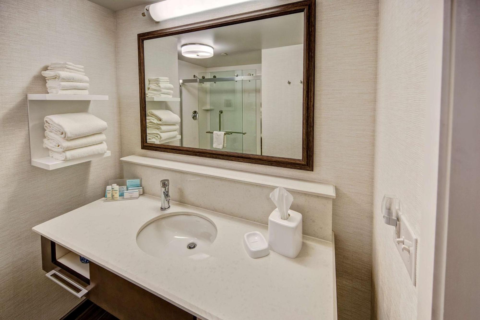 Hampton Inn & Suites Memphis Джермантаун Экстерьер фото